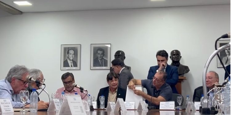 Cassiano Pereira é eleito novo presidente da FIEP, “Sentimento de renovação para a indústria paraibana”