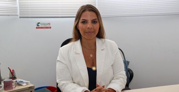 MP acompanha investigação policial sobre atos obscenos por influenciador digital e mulheres na orla da Capital