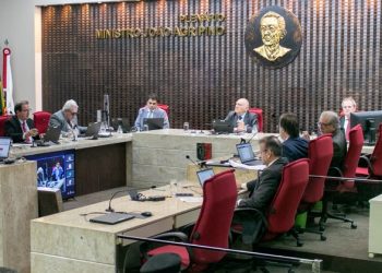 TCE anuncia multa a 43 municípios na Paraíba por atraso de dados e informações para o “Sagres Diário”