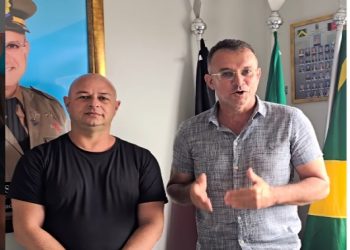 VÍDEO- Deputado Sgt Neto assume Secretaria em CG e passa oportunidade ao Sgt Rui de assumir cadeira na AL