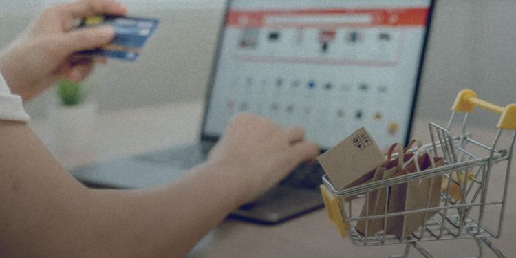 Editorial, Novo : Taxação das “blusinhas” mostra que o Brasil precisa de um choque de livre-mercado