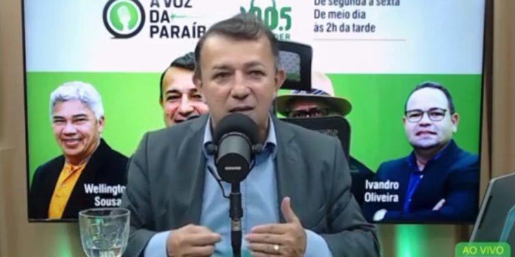 VEJA VÍDEO – Radialista vê exploração em criação de taxa de estacionamento em faculdades na Paraíba