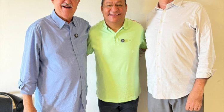 Deputado João Gonçalves e médico Luís Flávio anunciam apoio ao comunicador Nilvan Ferreira em Santa Rita