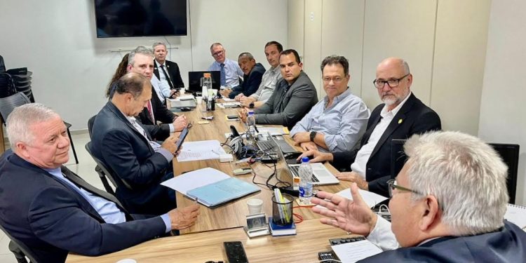 Cel Francisco participa de reunião da Federação Nacional dos Oficiais com pauta de interesse da PM e BM