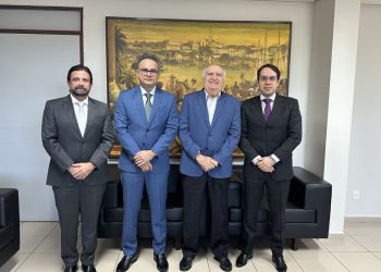 Procurador-Geral do Estado visita TCE, conhece ferramentas de controle e fortalecer laços com órgão