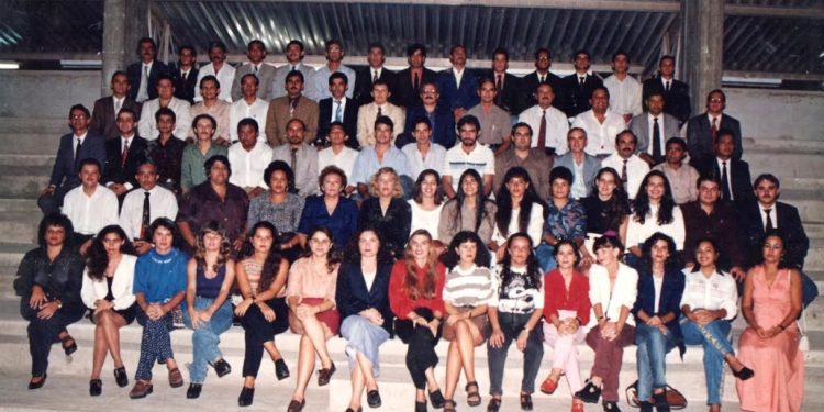 Turma Desembargador Wilson Pessoa da Cunha, de 1994, se reúne para comemorar 30 anos de ingresso no curso de Direito do Ipê