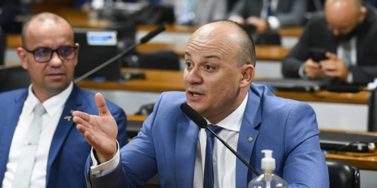 Comissão de Orçamento acompanha parecer do relator deputado Cabo Gilberto, e rejeita MP de  R$ 1,3 bilhão ao judiciário