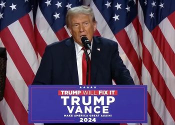 Donald Trump comemora eleição para presidente dos Estados Unidos, “Lutarei por cada cidadão, sua família e seu futuro”