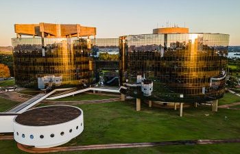 PGR aciona STF contra leis que permitem exploração e divulgação de jogos de apostas bets