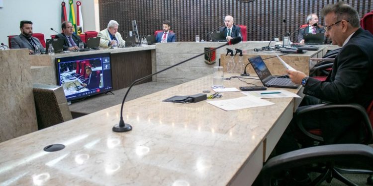 TCE/PB cria resolução que estabelece dados e documentos que gestores devem repassar aos novos prefeitos eleitos