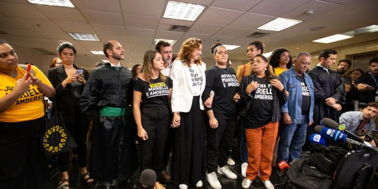 Justiça condena Ronnie Lessa a 78 anos de prisão e Élcio de Queiroz a 59 anos, assassinos de Marille Franco e Anderson Soares, a 78