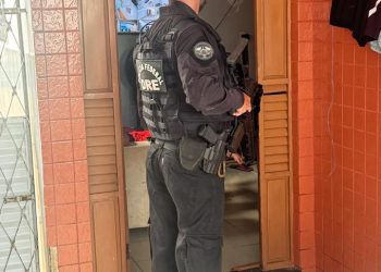 Operação da PF cumpre ordens de prisão de 6 pessoas e sequestro de imóveis de luxo na praia do Cabo Branco