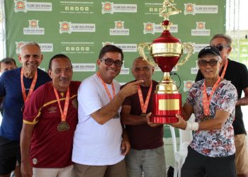 VEJA FOTOS- Torneio, homenagens, brindes e churrasco na confraternização do futebol do Clube dos Oficiais da PM e BM