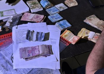 Operação policial prende traficantes e apreende dinheiro, drogas e aparelhos celulares em Cabedelo