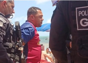 VÍDEOS- O incrível caso do líder do tráfico preso em pleno domingo de sol em uma praia de João Pessoa