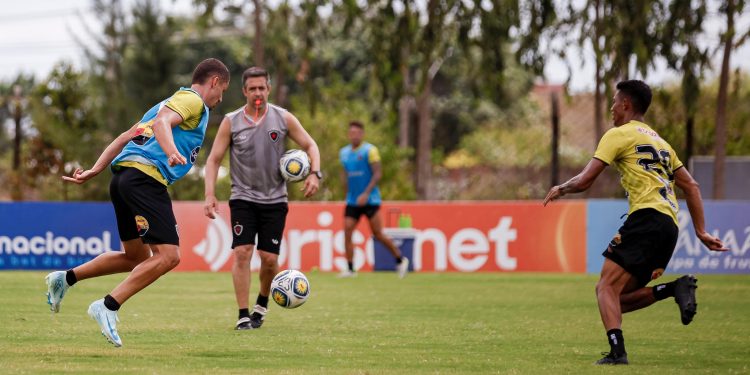 Botafogo/PB enfrenta Serra Branca hoje, último amistoso antes da estreia na Copa NE no próximo sábado