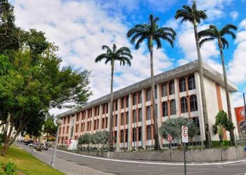 TCE aprova prestação de contas do exercício de 2022 da AL sob gestão do deputado Adriano Galdino