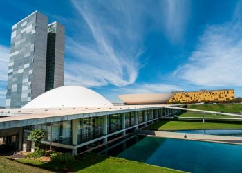 Ministro do STF, Flávio Dino libera retorno dos pagamentos de emendas parlamentares