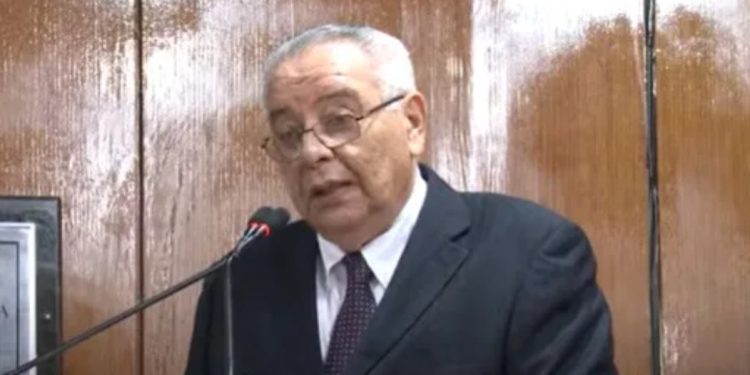 Foragido da Justiça, médico pediatra paraibano é alvo de nova denúncia do MPPB por estupro de crianças