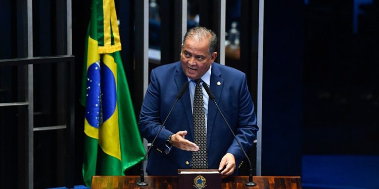 Regulamentação da IA ganha urgência no Plenário e será votada no Senado na próxima na terça-feira