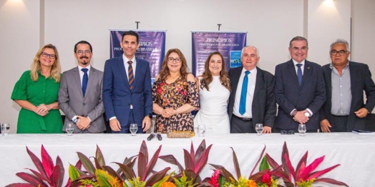 Lançamento do livro “Princípios do Processo Civil Brasileiro” reúne juristas e escritores em evento cultural na Esma