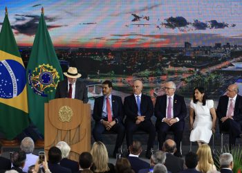 Portal do STF enfatiza participação de ministros em evento do Governo Lula sobre ataques do 8 de janeiro