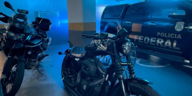 PF deflagra operação contra elementos em motocicletas que atacaram e deixaram policial federal desacordado