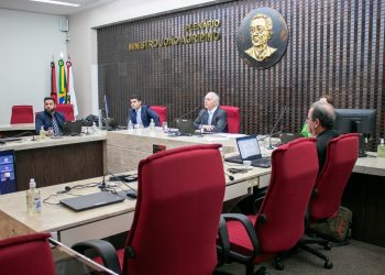 TCE imputa devolução de R$ 93 mil a ex-prefeito, e R$ 315 mil a ex-vice-prefeita em cidades na Paraíba