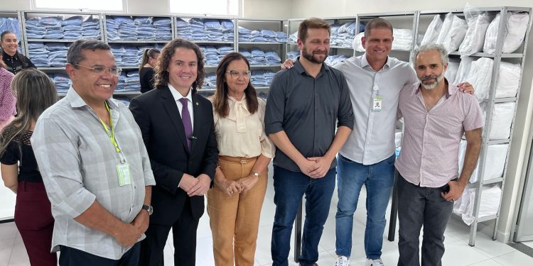 HU inaugura Central de Enxovais com recursos destinados por Veneziano: “Amigo da UFPB e patrono dos HUs”, afirma reitora