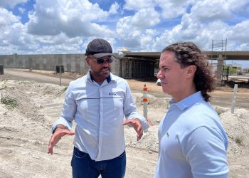 Veneziano inspeciona obras de viaduto em Campina Grande, constata ritmo acelerado e prevê inauguração de trechos