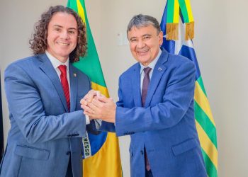 Ministro atende solicitação de Veneziano e oficializa nova tabela de reajuste e beneficia produtores de leite na Paraíba