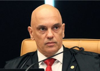 Alexandre de Moraes determina suspensão da plataforma Rumble, que havia processado o ministro do STF