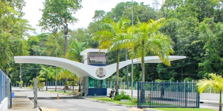 UFPB emite nota sobre suposto estupro de uma estudante ocorrido em banheiro do campus I em João Pessoa