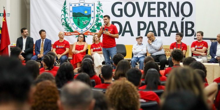 Secretário Wilson Filho comemora “Primeira Chance” e embarque inédito do “Conexão Mundo” para a China