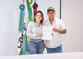 Após missão oficial para apresentar Conde em Portugal, prefeita Karla Pimentel reassume Prefeitura