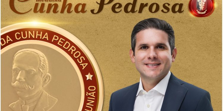 TCE publica resolução que concede mais alta honraria da Corte ao presidente da Câmara Federal, Hugo Motta