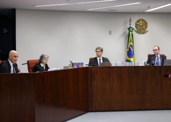 STF recebe denúncia do PGR contra Bolsonaro e mais 7 pessoas acusados de tentativa de golpe de estado