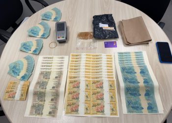 Polícia Federal prende em bairro de João Pessoa, jovem de 20 anos com R$ 9 mil em notas falsas