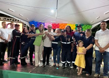 Veneziano participa de entrega de obras com recursos de suas emendas em Natuba e anuncia verba para novo hospital