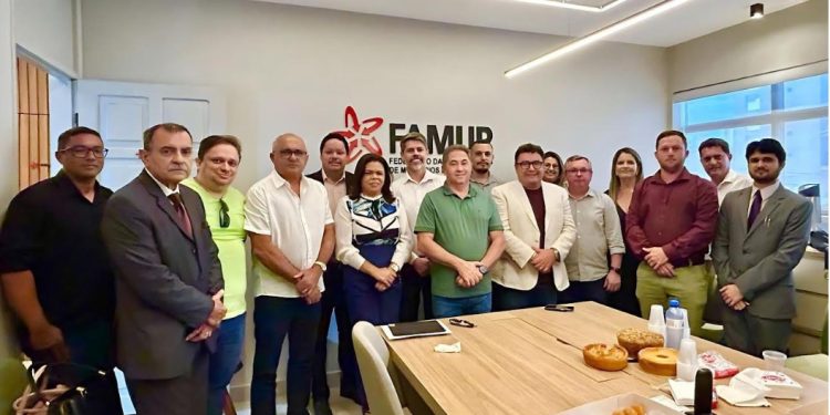 Prefeita de Conde, Karla Pimentel, é eleita vice-presidente do consórcio Intermunicipal de Segurança Pública