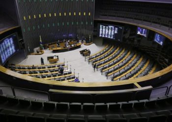 Na semana do feriado de Páscoa, Câmara tem diversos projetos na pauta de votação a partir desta 2ª feira