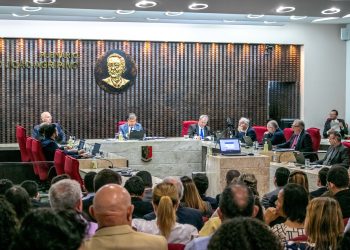 TCE julga legal nomeação de Allana Galdino, e na 4ª feira analisará pedido de investidura no cargo de conselheira