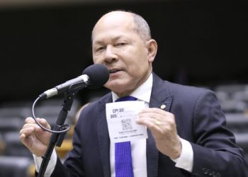 R$ 6,3 BILHÕES – Oposição protocola pedido de CPI para investigar sindicatos envolvidos no escândalo no INSS