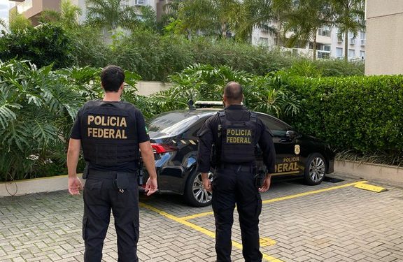 Operação da PF mira grupo criminoso que enviava drogas à Europa envolvendo doleiro, empresário e advogado