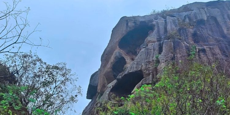 Atividades de turismo de aventura na Pedra da Boca em Araruna são alvos de recomendações do MPPB