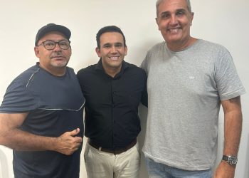 Suplente de vereador de João Pessoa, Saturno, anuncia apoio a Jhony Bezerra para deputado estadual