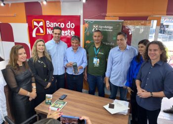 Veneziano diz que carreta do BNB em CG traz à população crédito facilitado e estímulo ao empreendedorismo