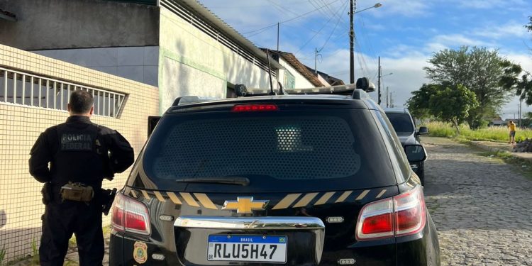 Operação da PF em Campina Grande mira distribuição de cédulas falsas oriundas do Rio de Janeiro