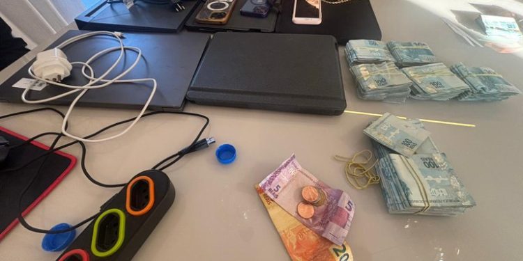 Operação da PF mira grupo criminoso que desviou mais de R$ 30 milhões do INSS através de fraudes em benefícios