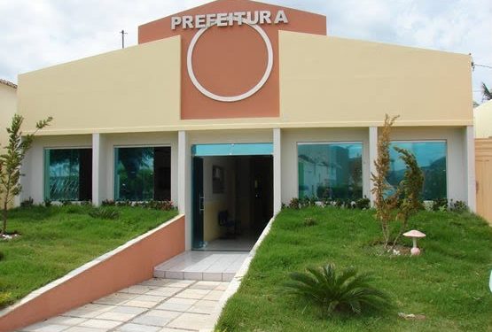 Prefeito de Triunfo tem contas reprovadas e terá de devolver R$ 96 mil por não comprovar destinação de 53 pneus